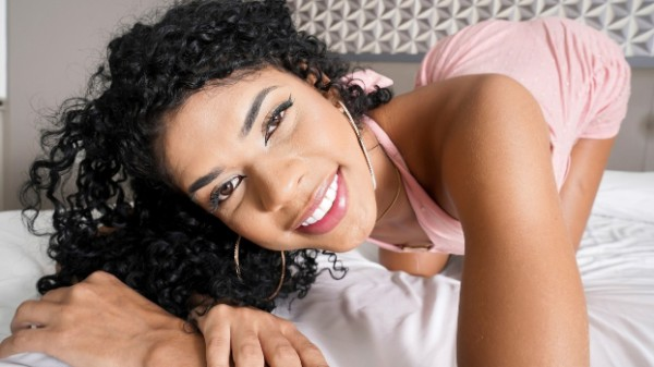 [Tgirls.xxx] Yara Ventura - Take a Ride Up Ventura's Blvd 13 Oct 2023 [HD, 1080p]