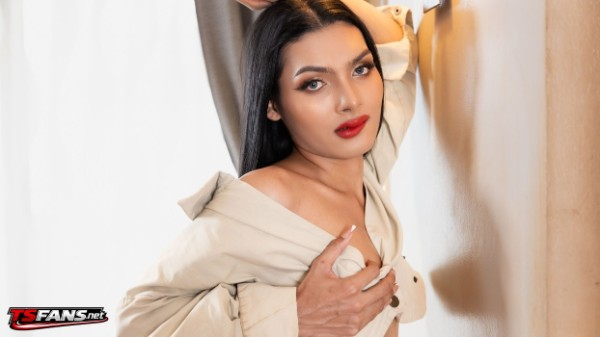 [Franks-Tgirlworld] Lucky - Hey It's Lucky 22 Nov 2023 [HD, 1080p]