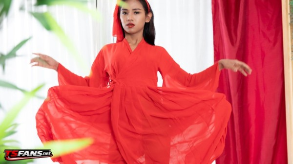 [Franks-Tgirlworld] Maria's Naked Fun 15 Nov 2023 [HD, 1080p]