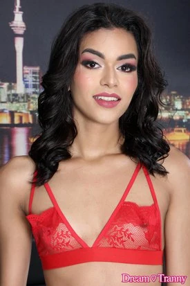 Alice Silva Biography, Profile and Videos