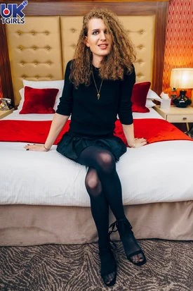 Astrid Wynters Biography, Profile and Videos