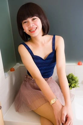 Bell 5 Ladyboy Biography, Profile and Videos