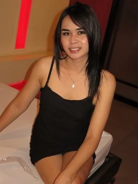 Bella 5 Ladyboy Biography, Profile and Videos